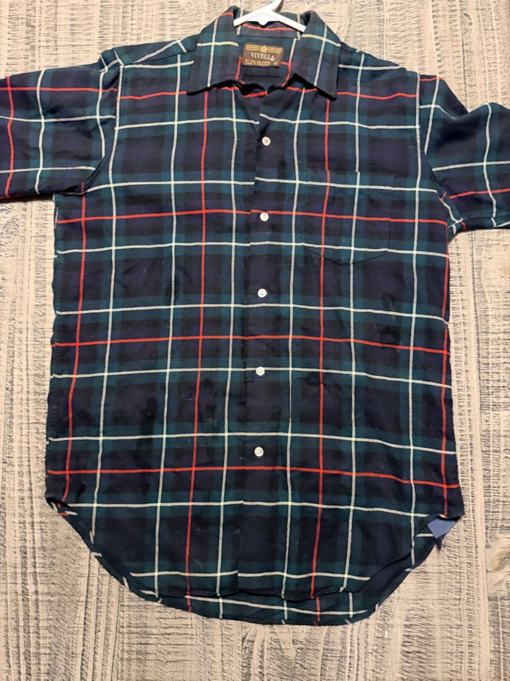 Viyella Navy Plaid Long-Sleeve Button-Down Shirt